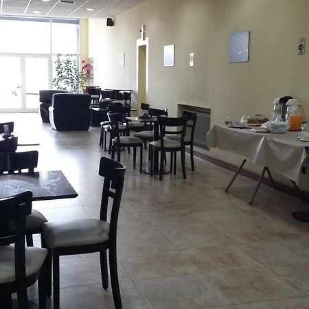 Hotel Atlantico Comodoro Rivadavia Buitenkant foto