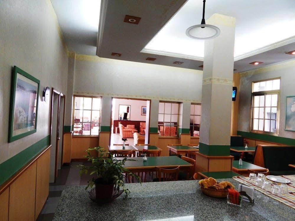 Hotel Atlantico Comodoro Rivadavia Buitenkant foto